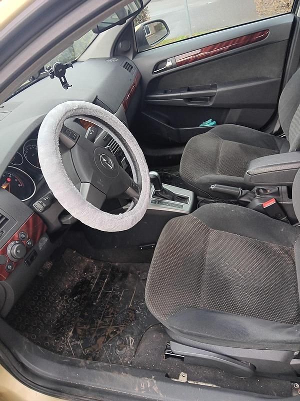 Gebraucht Opel Astra 2005 Gelb Kombi