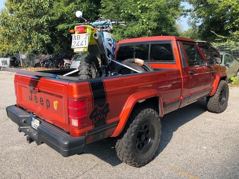 Orange Gebraucht 1987 Jeep Comanche Abholung | 23.000 € - Bild 1/4