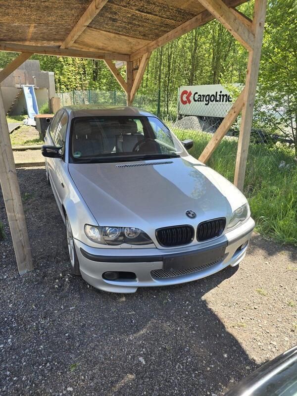 Silber Gebraucht 2003 BMW 330 M Sport Limousine | 4.999 € - Bild 1/4