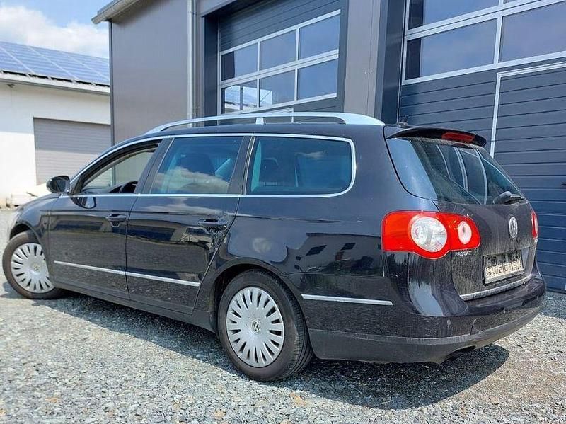 Gebraucht VW Passat Highline 140 PS (102 kW) 2006 Deep black perleffekt Kombi