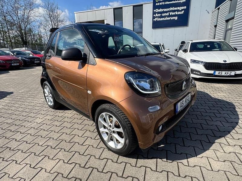 Gebraucht Smart ForTwo Cabrio 90 PS (66 kW) 2017 Braun Cabrio
