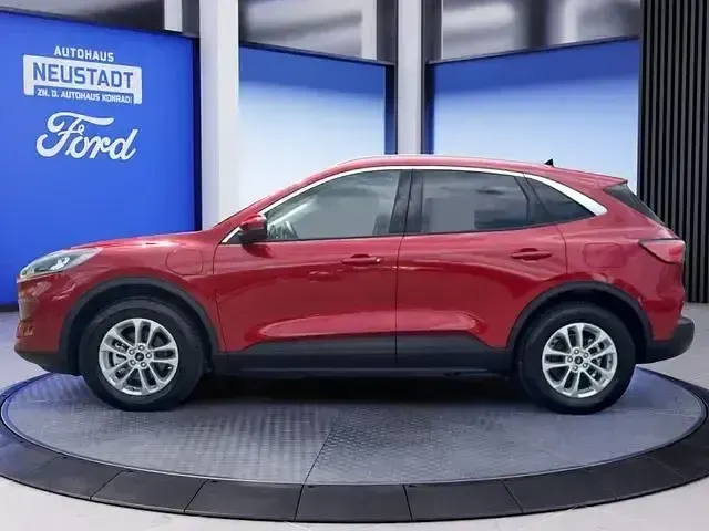 Gebraucht Ford Kuga Titanium 225 PS (165 kW) 2024 Lucid red metallic SUV