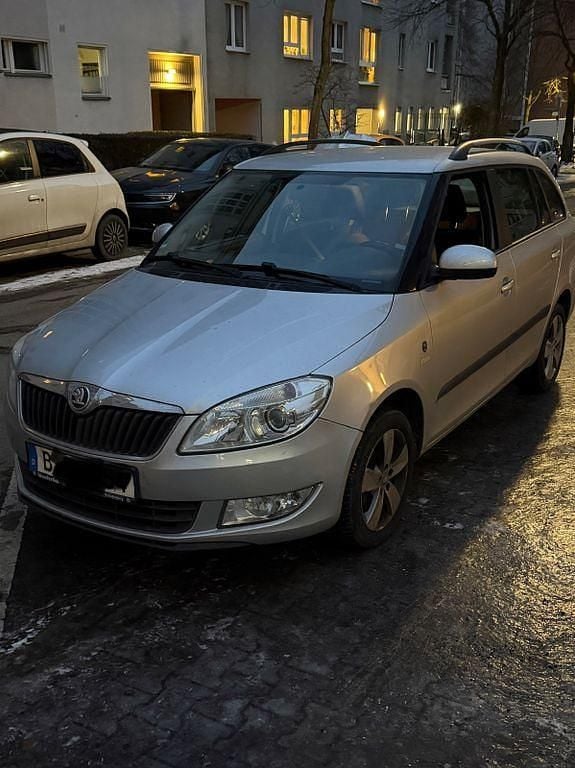 Gebraucht Skoda Fabia Fresh 86 PS (63 kW) 2014 Silber Kombi