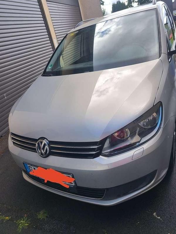Gebraucht VW Touran 105 PS (77 kW) 2012 Van / Kleinbus