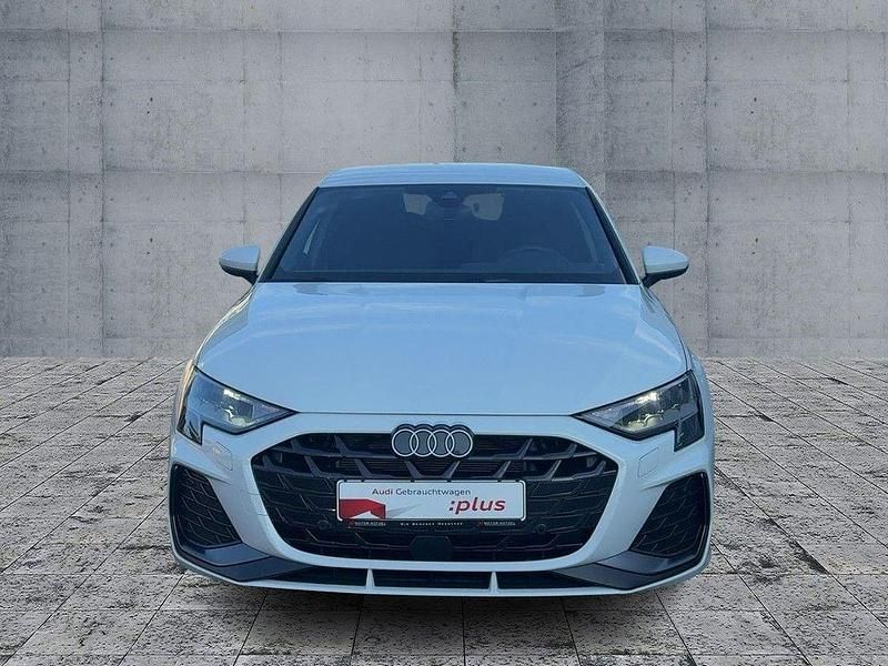 Gebraucht Audi A3 S-Line 150 PS (110 kW) 2025 Gletscherweiß metallic Limousine