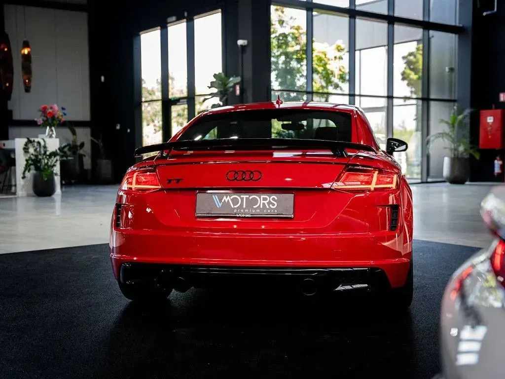Gebraucht Audi TT Competition 197 PS (144 kW) 2020 Rot Coupé