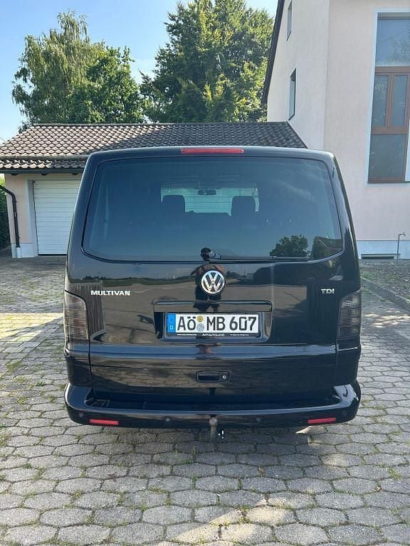 Second-hand VW T5 131 CP (96 kW) 2003 Negru Van