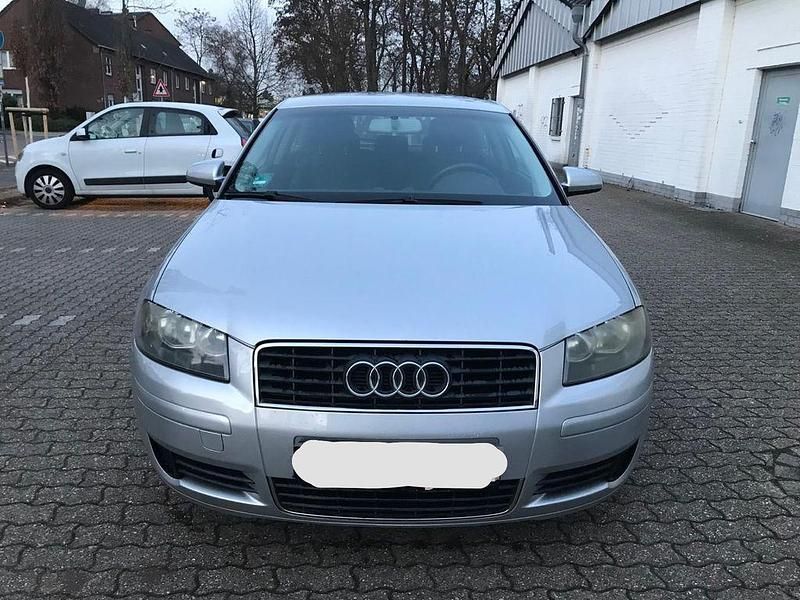 Gebraucht Audi A3 Ambiente 102 PS (75 kW) 2004 Limousine