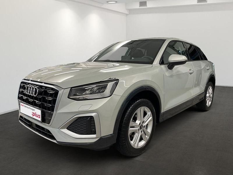 Tausilber metallic Gebraucht 2024 Audi Q2 Advanced Plus SUV | 31.999 € (Etwas zu teuer) - Bild 1/4