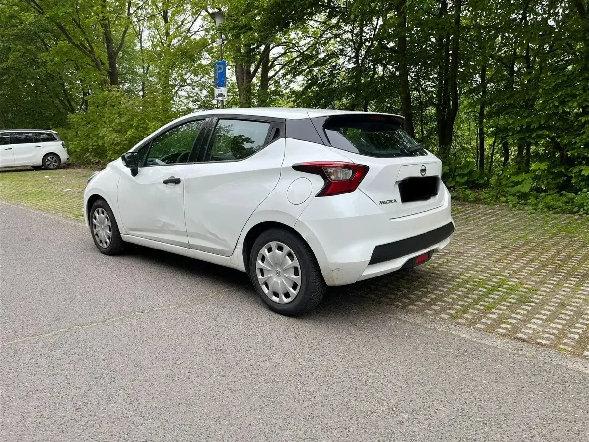 Gebraucht Nissan Micra 71 PS (52 kW) 2018 Weiß Kleinwagen