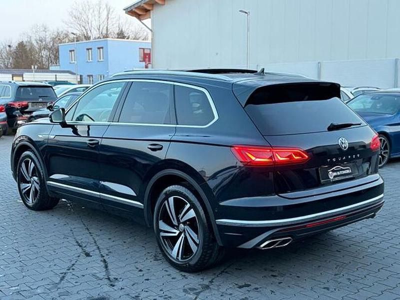 Gebraucht VW Touareg Elegance 286 PS (210 kW) 2018 Blau SUV