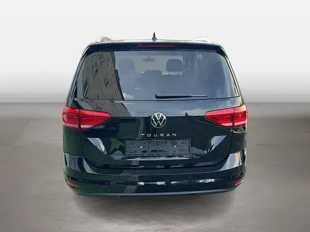 Gebraucht VW Touran 150 PS (110 kW) 2025 Schwarz Van / Kleinbus