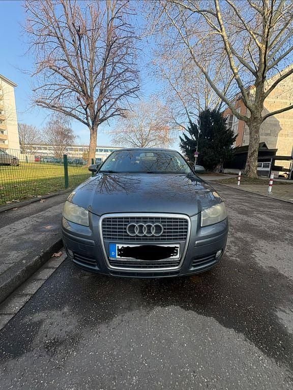 Grau Gebraucht 2006 Audi A3 Ambiente Limousine | 3.300 € (Guter Preis) - Bild 1/4