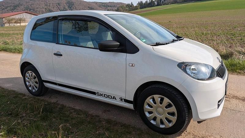 Gebraucht Skoda Citigo Active 60 PS (44 kW) 2014 Weiß Kleinwagen
