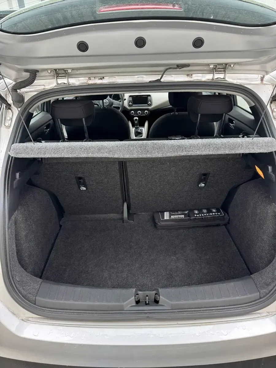 Occasion Nissan Micra 71 ch (52 kW) 2017 Argent Citadine