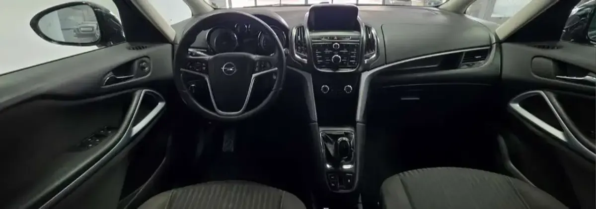 Gebraucht Opel Zafira Tourer Innovation 170 PS (125 kW) 2013 Grau Van / Kleinbus
