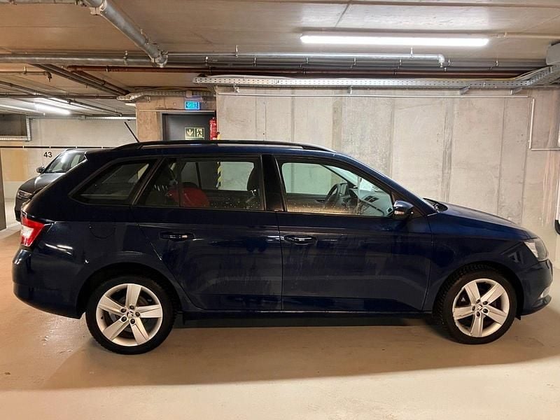 Second-hand Skoda Fabia Active 75 CP (55 kW) 2018 Albastru Break