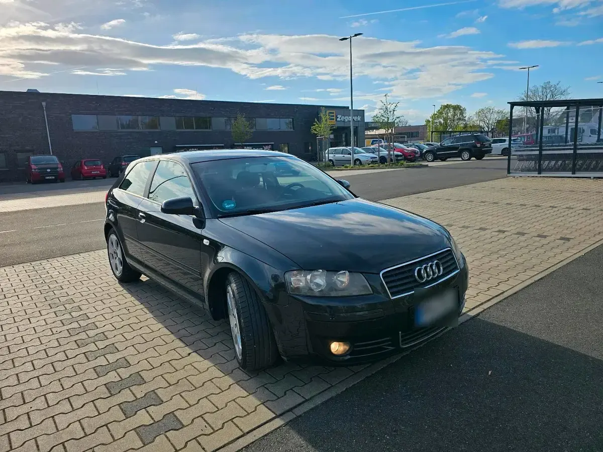 Gebraucht Audi A3 140 PS (102 kW) 2004 Schwarz Kleinwagen