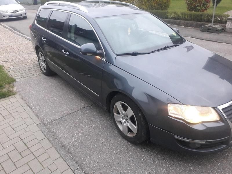 Gebraucht VW Passat 110 PS (80 kW) 2009 Schwarz Kombi
