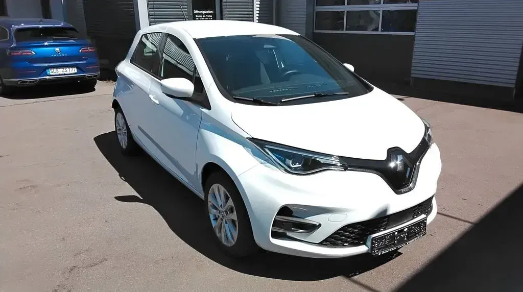 Gebraucht Renault Zoe Experience 50 kW (69 PS) 2022 Weiß Kleinwagen
