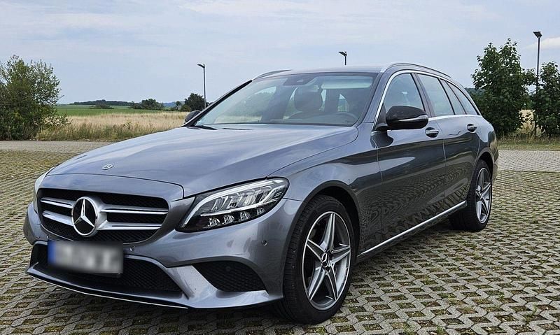 Grau Gebraucht 2018 Mercedes C220 Avantgarde Kombi | 18.800 € (Guter Preis) - Bild 1/4