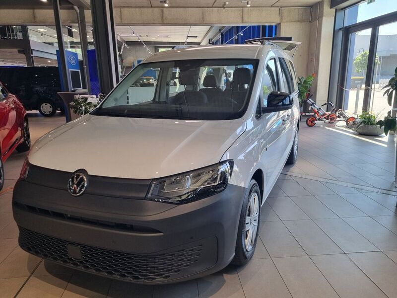Neu VW Caddy Maxi 122 PS (89 kW) 2025 Weiß Van / Kleinbus
