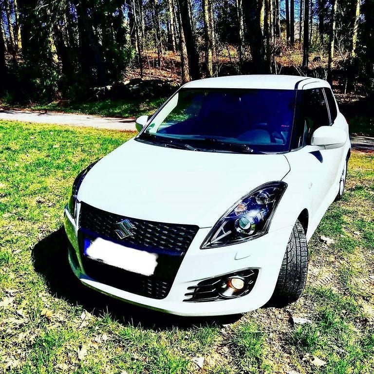 Gebraucht Suzuki Swift Sport 136 PS (100 kW) 2012 Weiß Kleinwagen