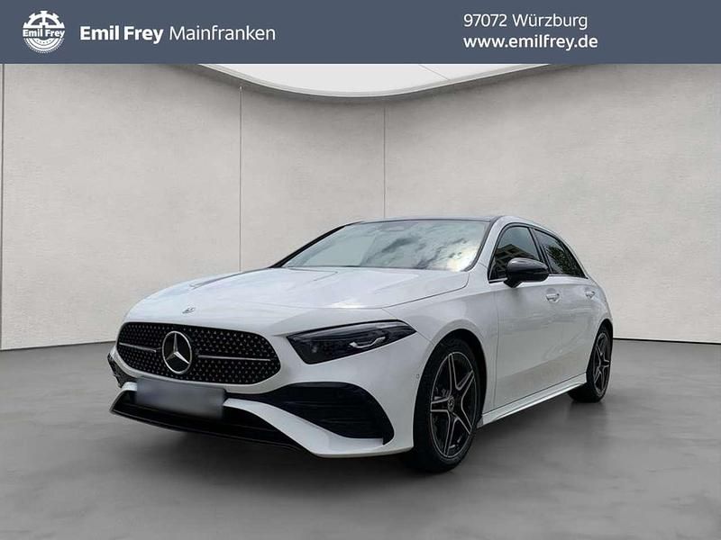 Polarweiß Gebraucht 2025 Mercedes A200 AMG Limousine | 41.900 € - Bild 1/4