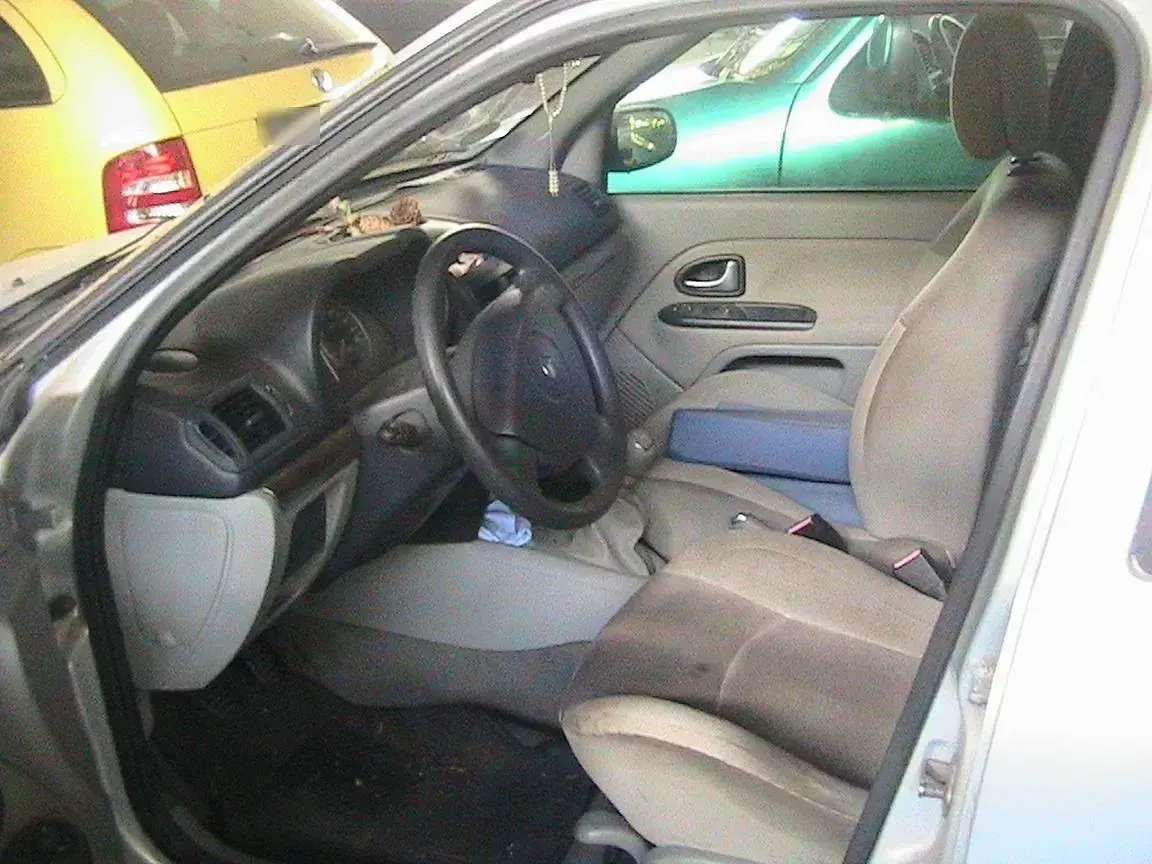 Gebraucht Renault Clio 55 PS (40 kW) 2002 Silber Kleinwagen