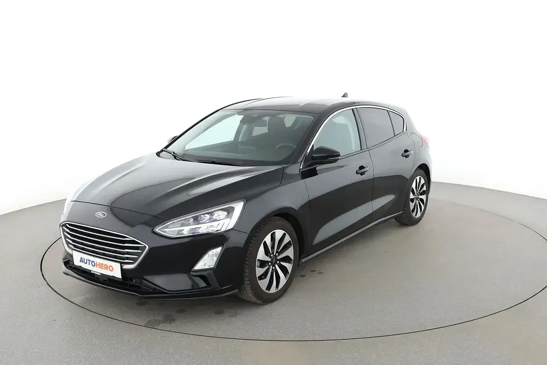 Gebraucht Ford Focus Cool & Connect 125 PS (91 kW) 2019 Limousine