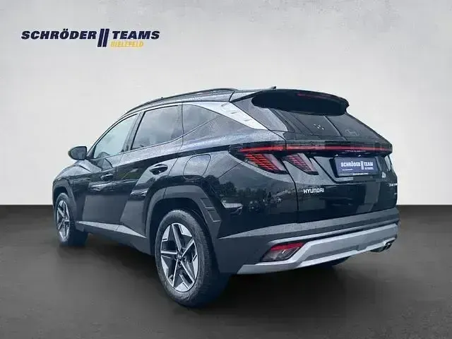 Gebraucht Hyundai Tucson Trend 136 PS (100 kW) 2024 Schwarz SUV