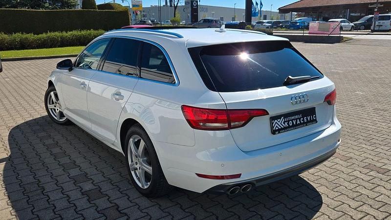 Gebraucht Audi A4 Sport 190 PS (139 kW) 2018 Weiß Limousine