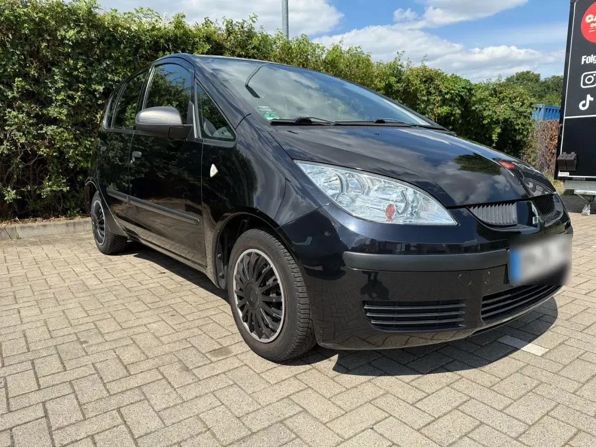 Gebraucht Mitsubishi Colt 75 PS (55 kW) 2008 Schwarz Limousine