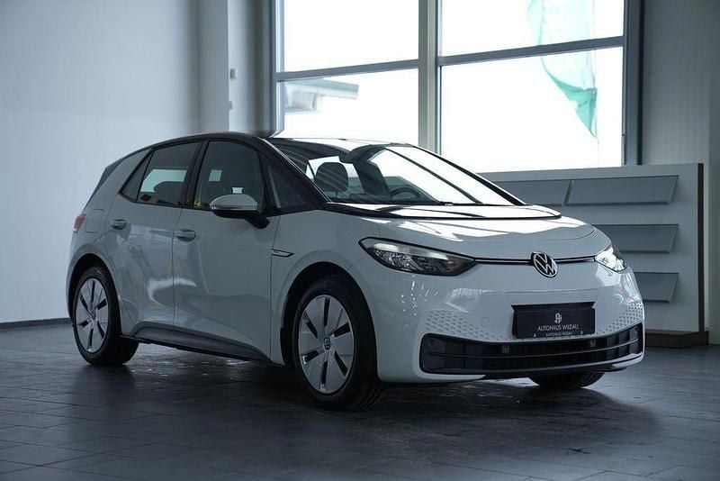 Gebraucht VW ID.3 Pro 106 kW (145 PS) 2021 Gletscherweiß Kleinwagen