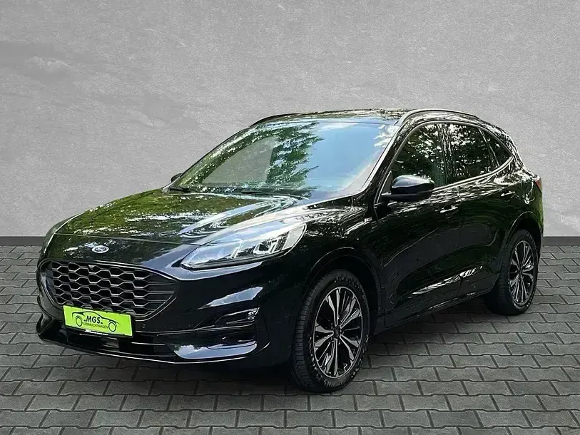 Gebraucht Ford Kuga 150 PS (110 kW) 2022 Obsidianschwarz metallic SUV