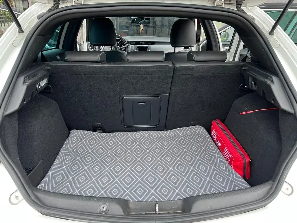 Gebraucht Alfa Romeo Giulietta 120 PS (88 kW) 2014 Weiß Kleinwagen