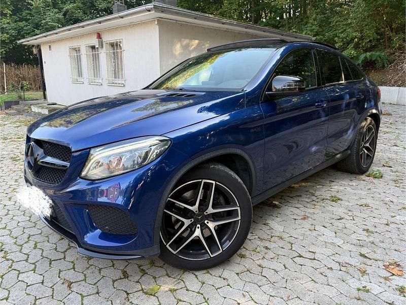 Blau Gebraucht 2017 Mercedes GLE43 AMG AMG Coupé | 34.990 € (Fairer Preis) - Bild 1/4