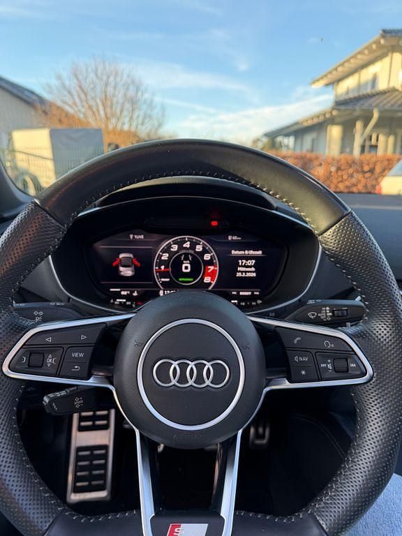 Gebraucht Audi TT Roadster Ambiente 230 PS (169 kW) 2017 Weiß Cabrio