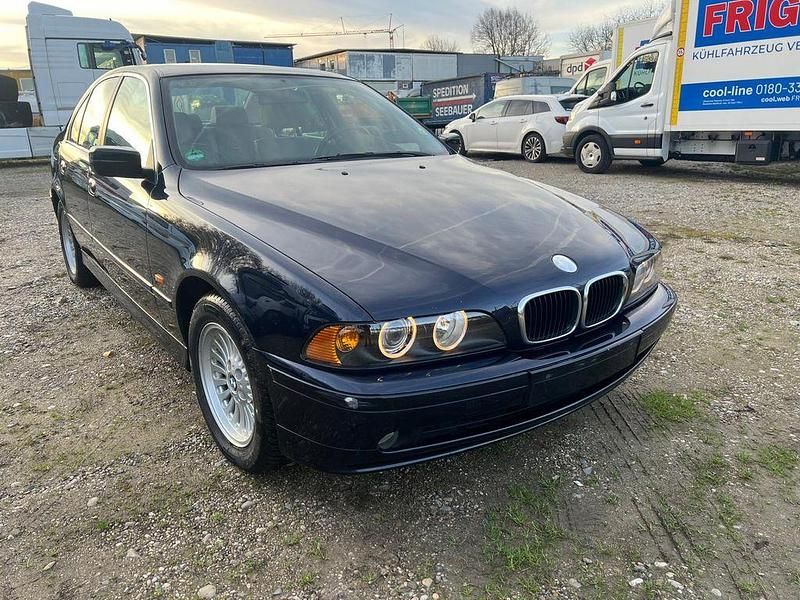 Gebraucht BMW 530 231 PS (169 kW) 2001 Blau Limousine