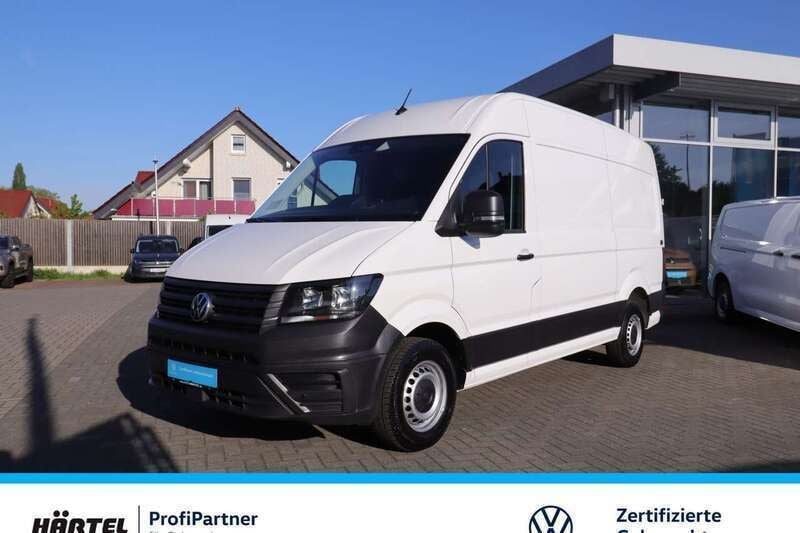 Candyweiß (white), solid Gebraucht 2024 VW Crafter Van | 36.700 € (Superpreis) - Bild 1/4