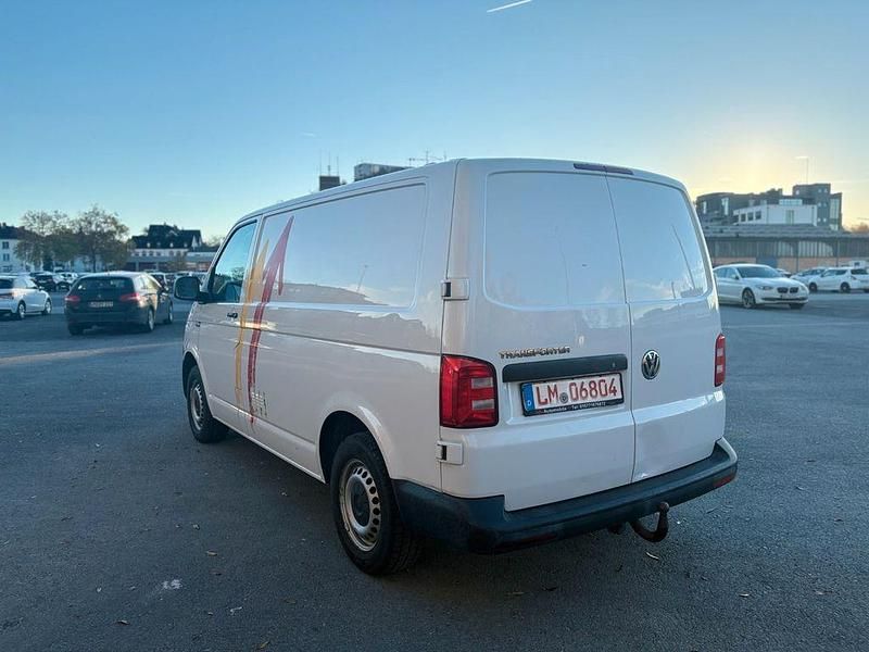 Gebraucht VW Transporter 102 PS (75 kW) 2016 Weiß Van