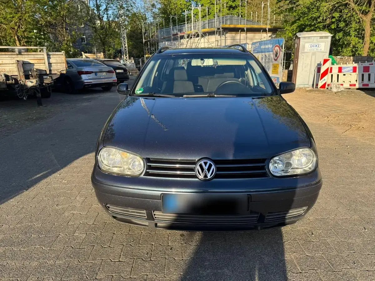 Gebraucht VW Golf IV Pacific 131 PS (96 kW) 2005 Grau Kombi