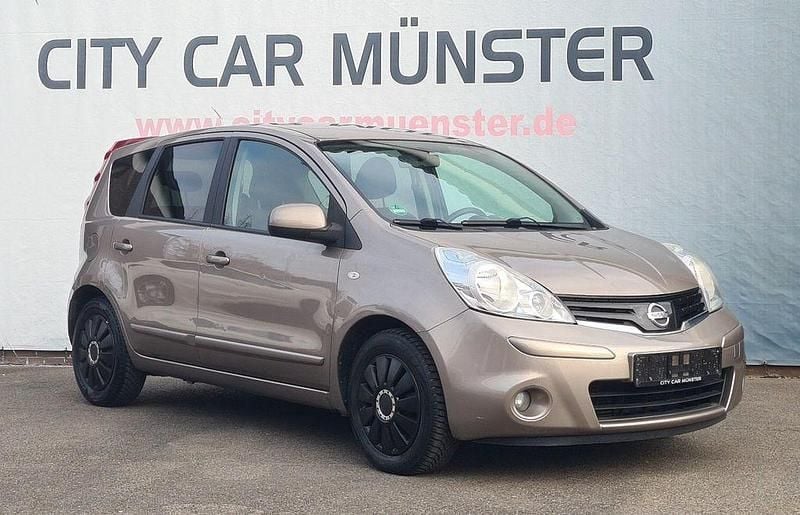 Gebraucht Nissan Note Acenta 103 PS (75 kW) 2010 Braun Van / Kleinbus