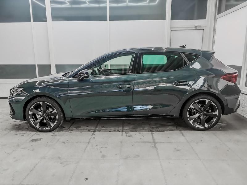 Neu Cupra Leon 150 PS (110 kW) 2026 Fiord blau 9k9k Limousine