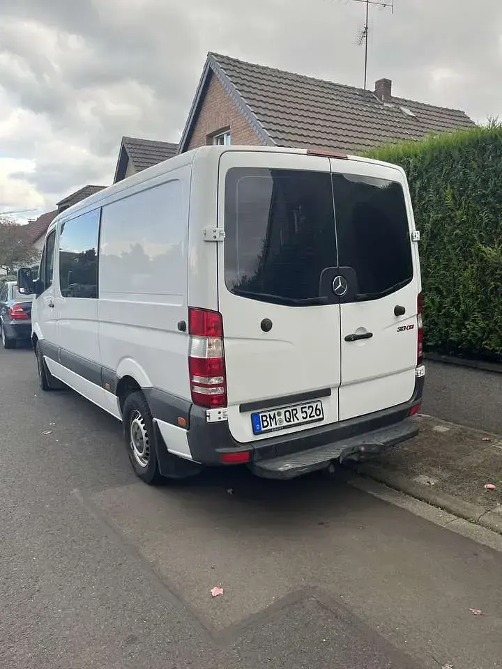 Używany Mercedes Sprinter 129 KM (94 kW) 2012 Biały Van