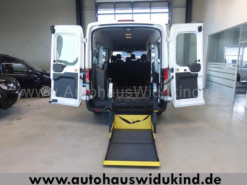 Gebraucht Ford Transit 131 PS (96 kW) 2022 Weiß Van / Kleinbus