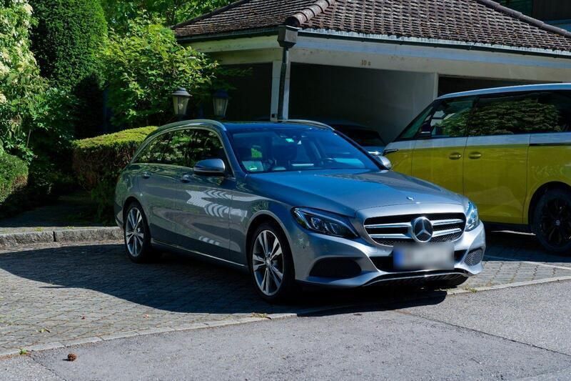 Grau Gebraucht 2015 Mercedes C250 Avantgarde Kombi | 13.000 € (Superpreis) - Bild 1/4