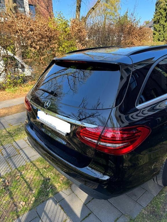 Gebraucht Mercedes C200 150 PS (110 kW) 2018 Schwarz Limousine
