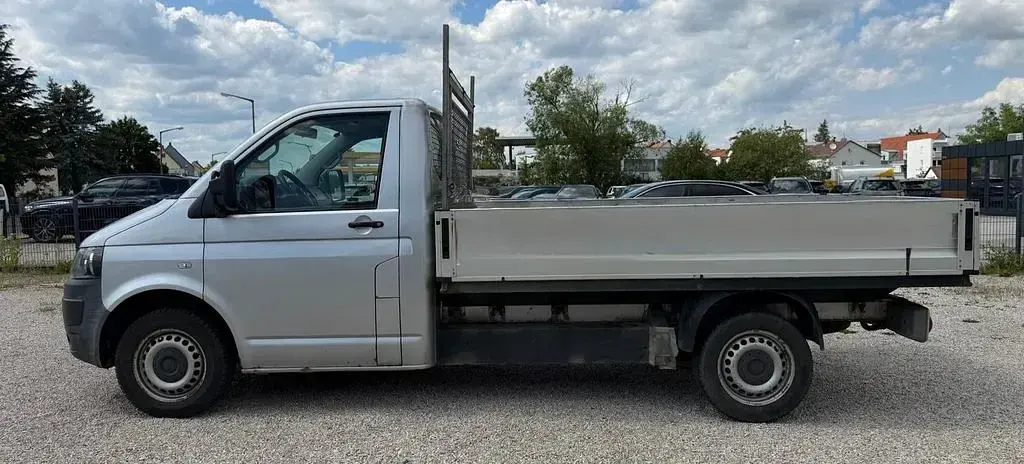 Gebraucht VW Transporter 140 PS (102 kW) 2012 Reflexsilber metallic Van