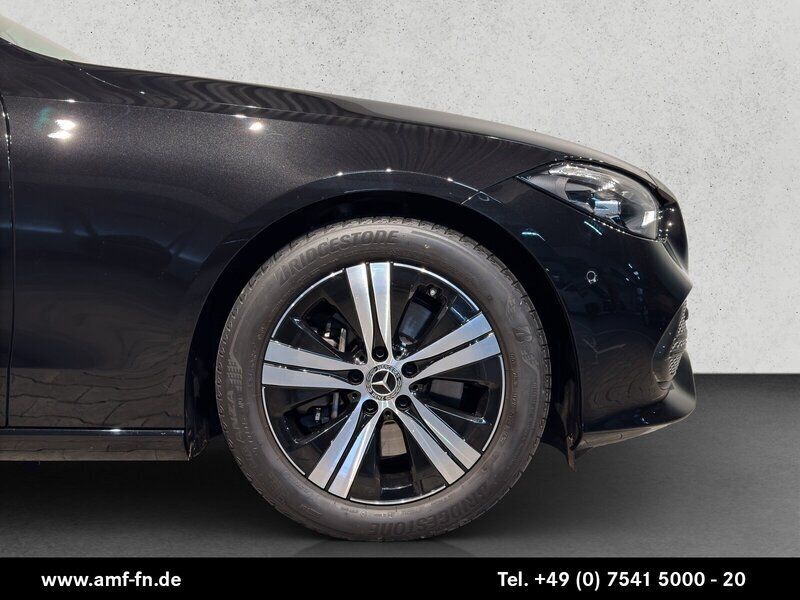 Gebraucht Mercedes C300 Avantgarde 265 PS (194 kW) 2023 Obsidianschwarz Limousine